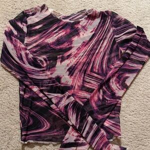 FIVE sheer longsleeve top